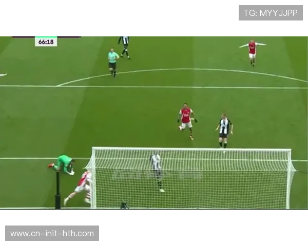 英超“足球进社区”活动二月聚焦青少年防守训练营